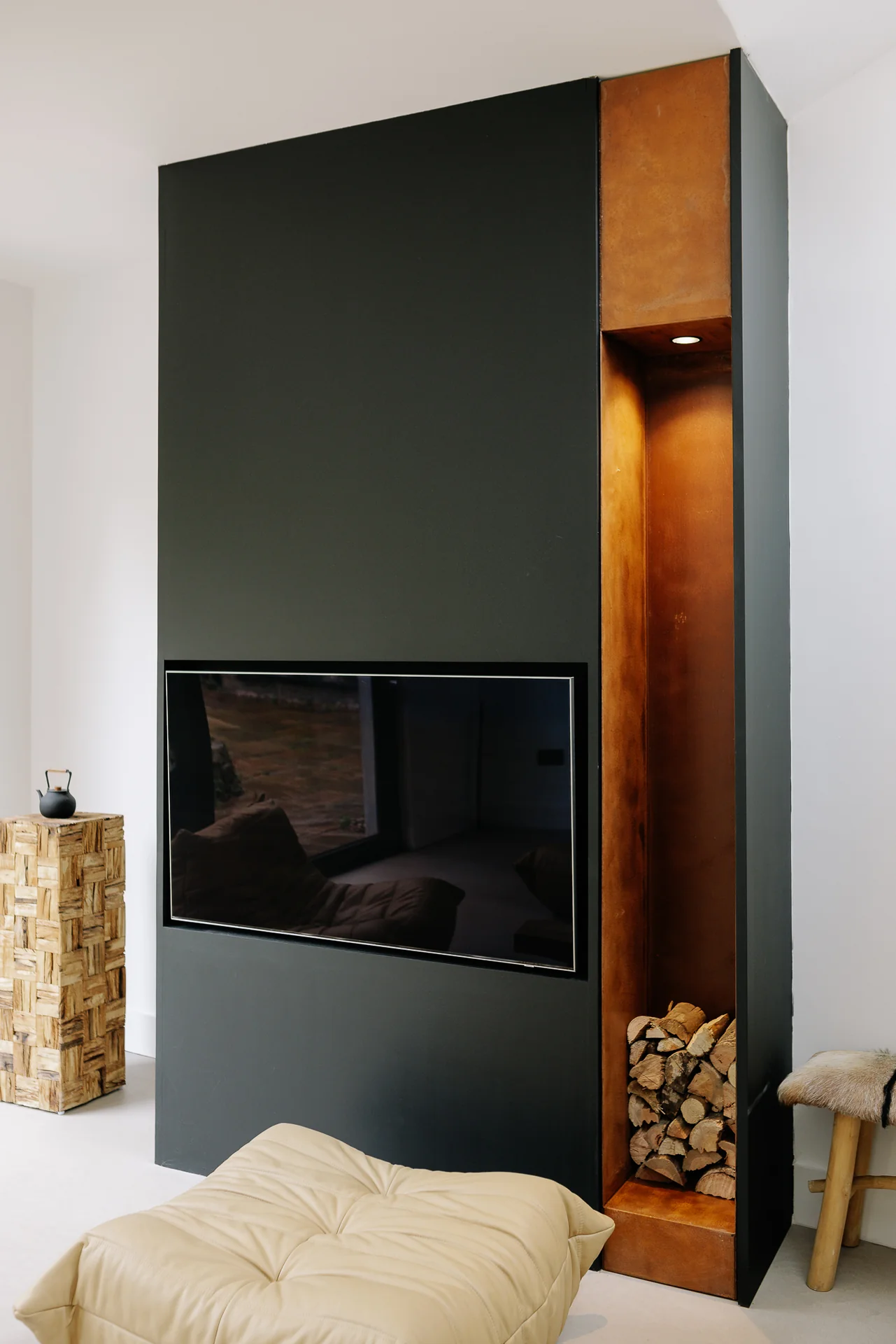 Panoramic luxury media wall installation in South Queensferry